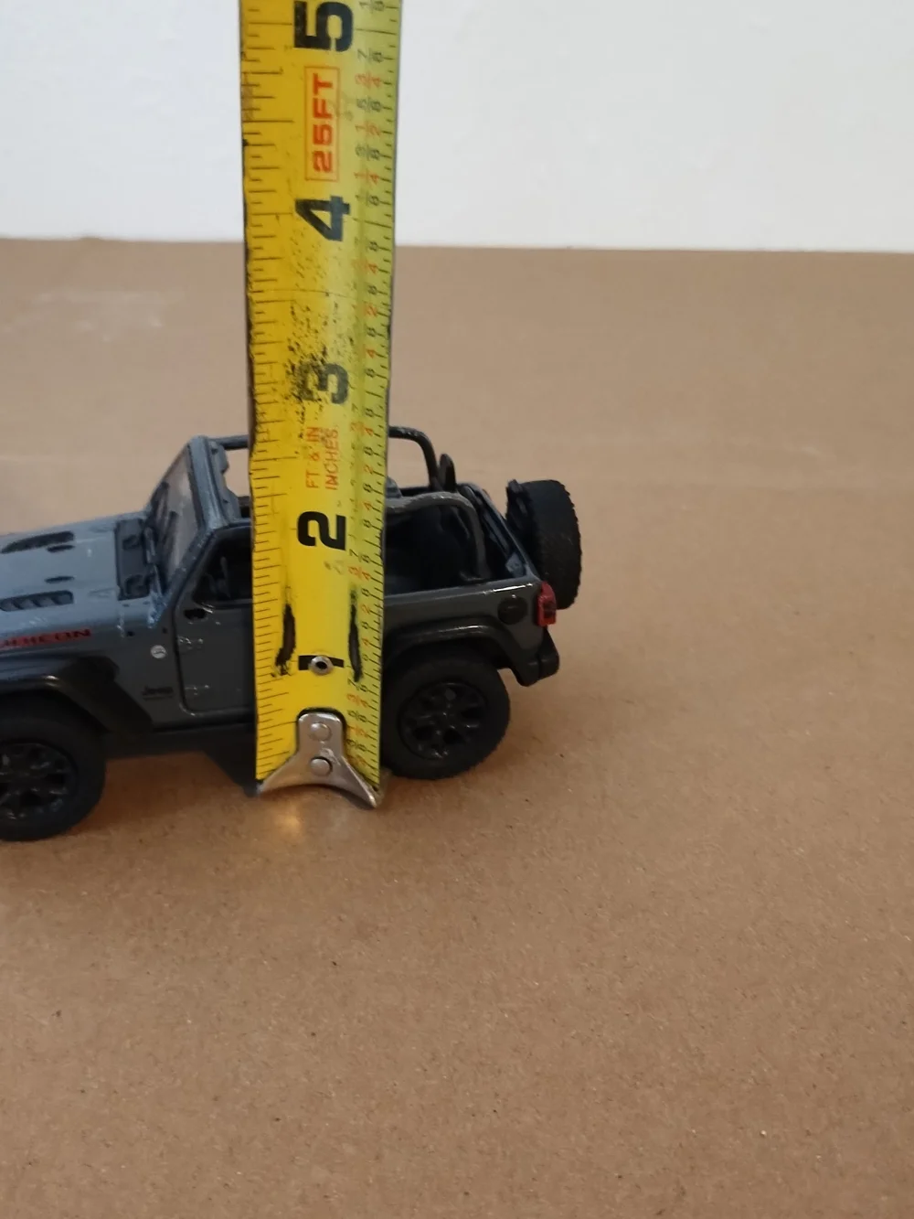 Kins mart toy Jeep 2018 wranglerb scale 1/34 Rubicon toy model missing parts